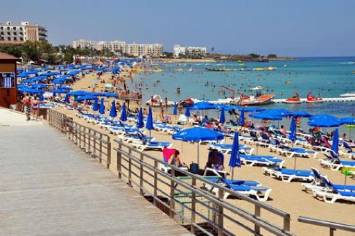 Georgianno Sea Apartments Protaras Exterior photo